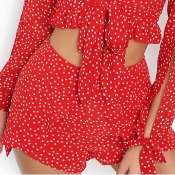 Shorts - Picture 2 of 4